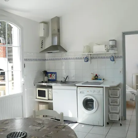Holiday home Geay Location En Bordure De Foret Et 900 M De La